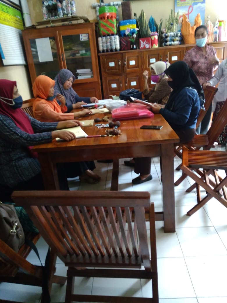 Piket Pokja III TP PKK Hargorejo