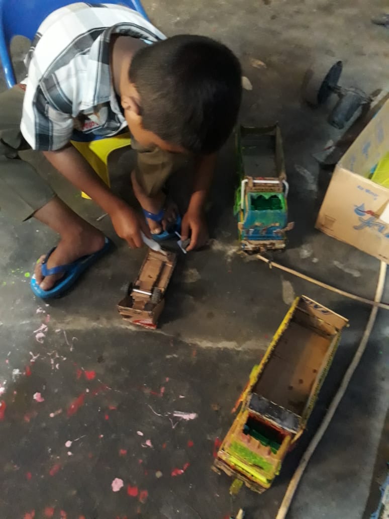 Sungguh-Sungguh Terjadi: Menjalani BDR Dengan Kreatifitas