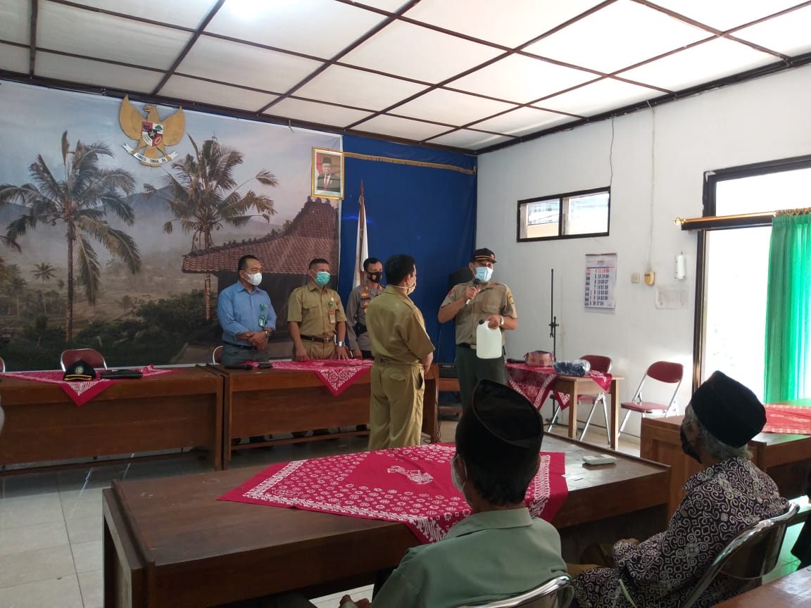 Monitoring dan Edukasi Tim Satgas Kabupaten ke Hargorejo