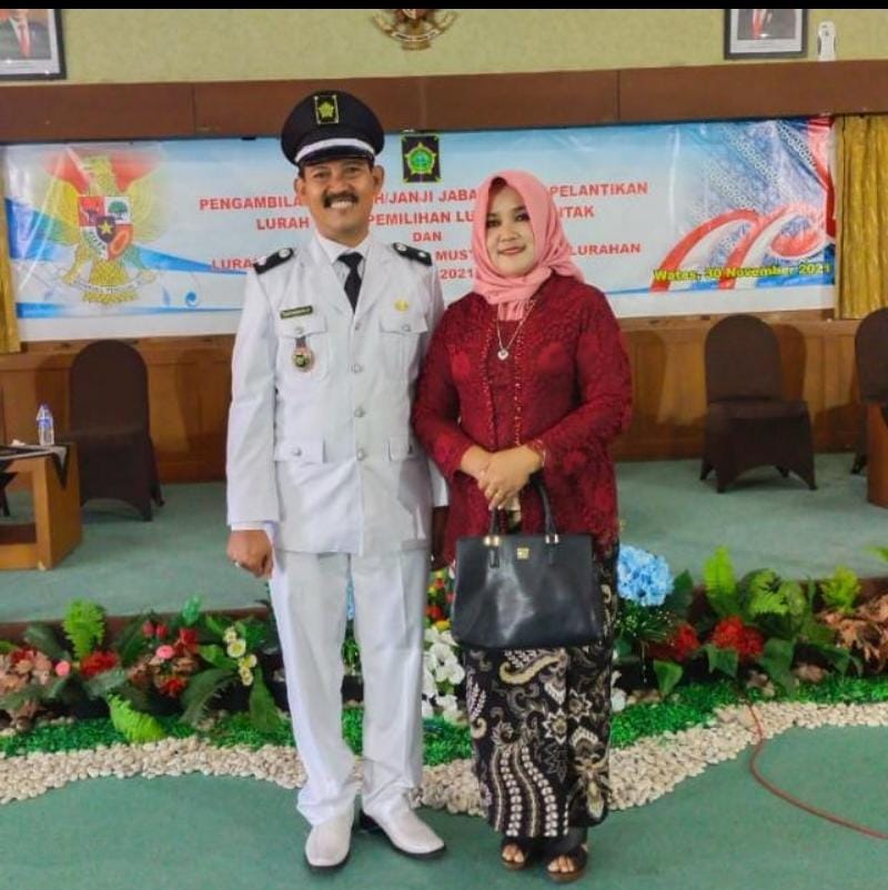 Mengenal Lebih Dekat : Trisnawati Penjual Tembakau di Pasar Wates itu Simbokku