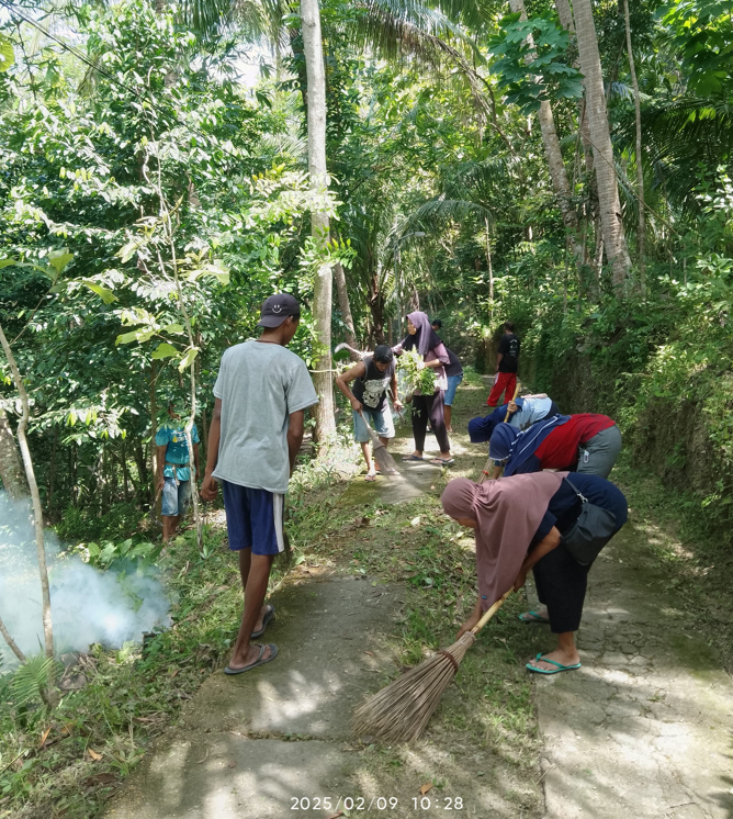 Minggu Bersih, Warga Padukuhan Anjir Gelar Kerja Bakti Bersama